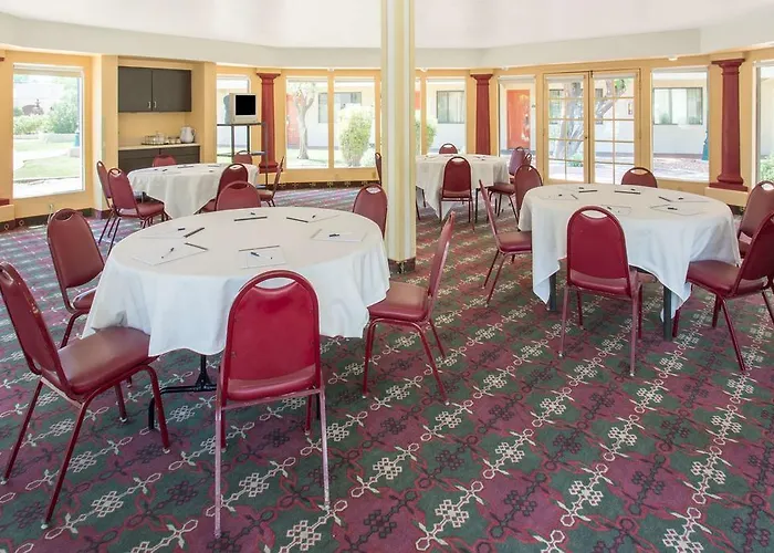 Hotel Dobson Ranch