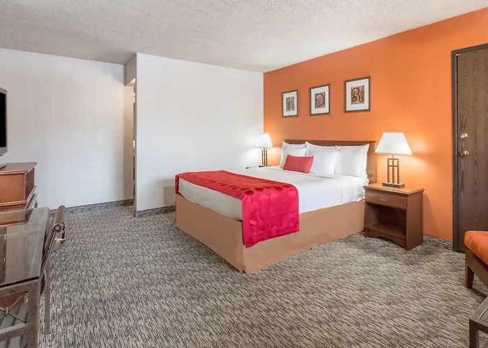 Hotel Dobson Ranch 3*