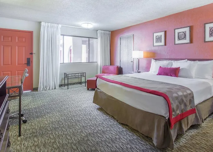 Hotel Dobson Ranch 3*
